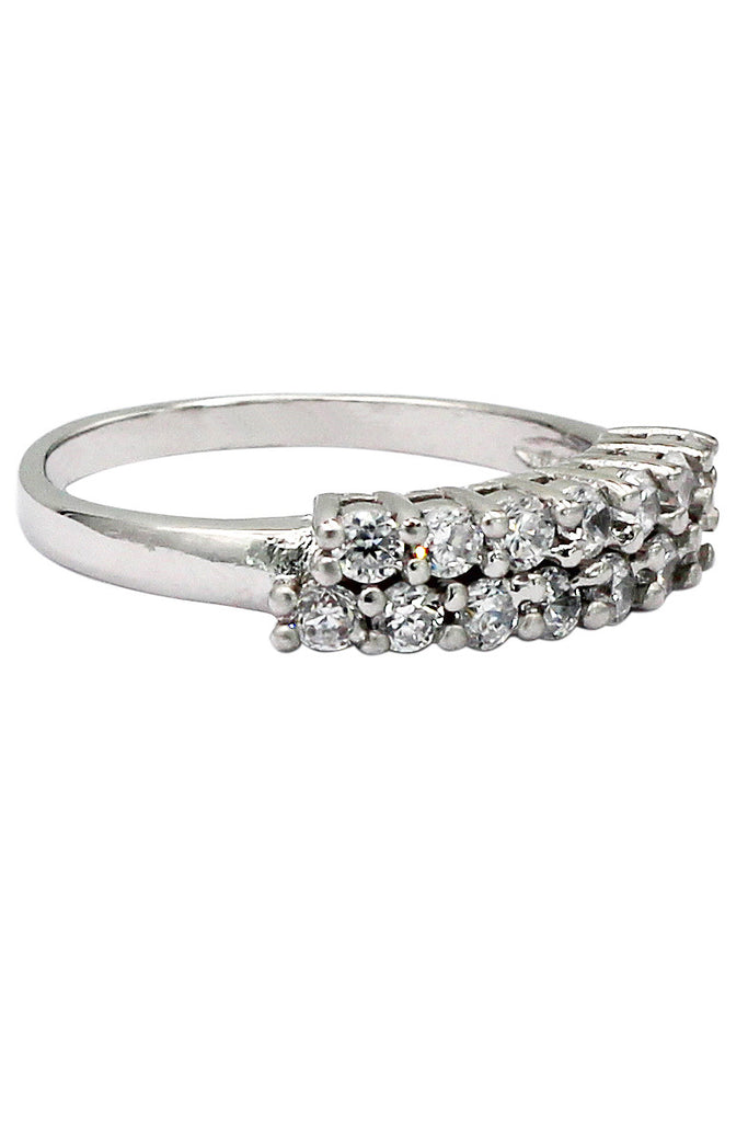 fashion small claw crystal ring