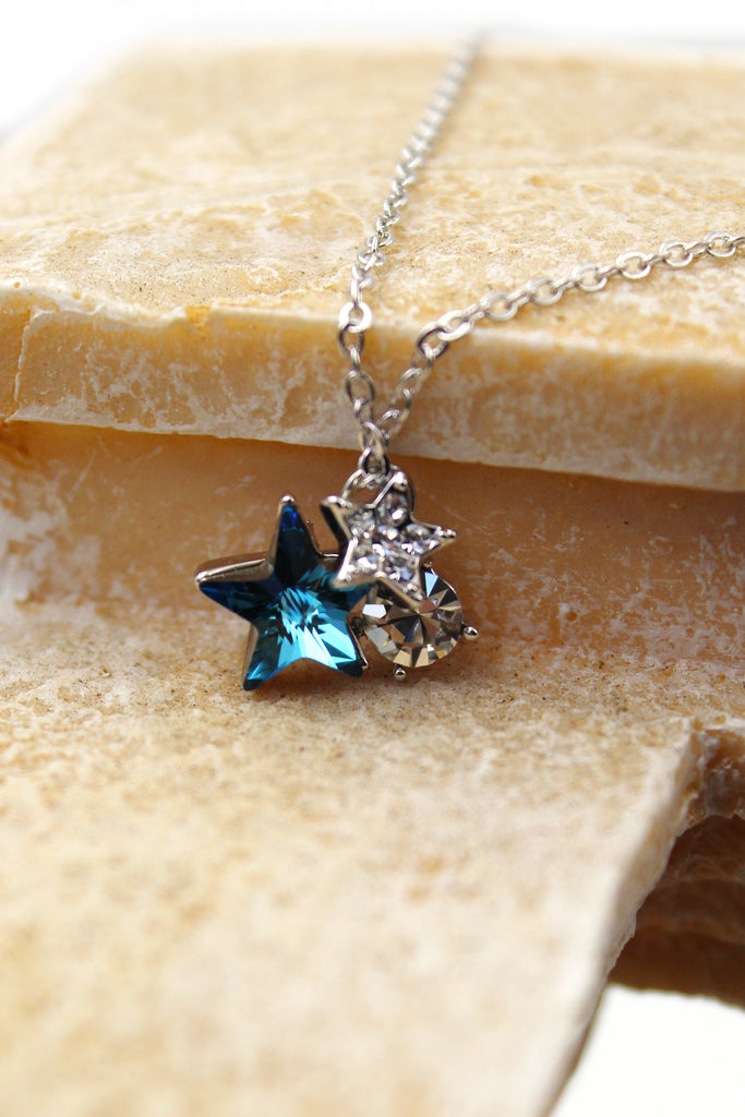 lovely cute star crystal necklace