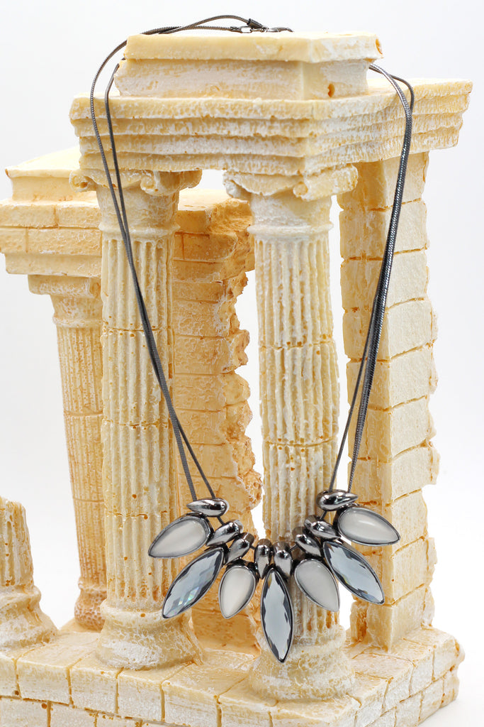 fashion cat eye crystal necklace