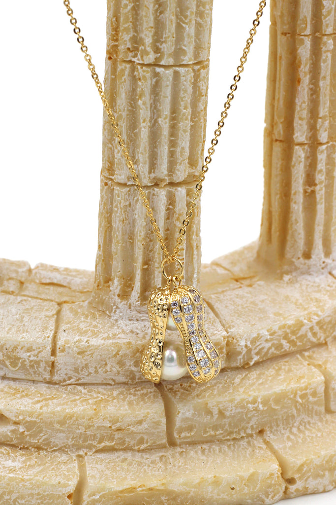 Peanut shape exquisite pearl necklace