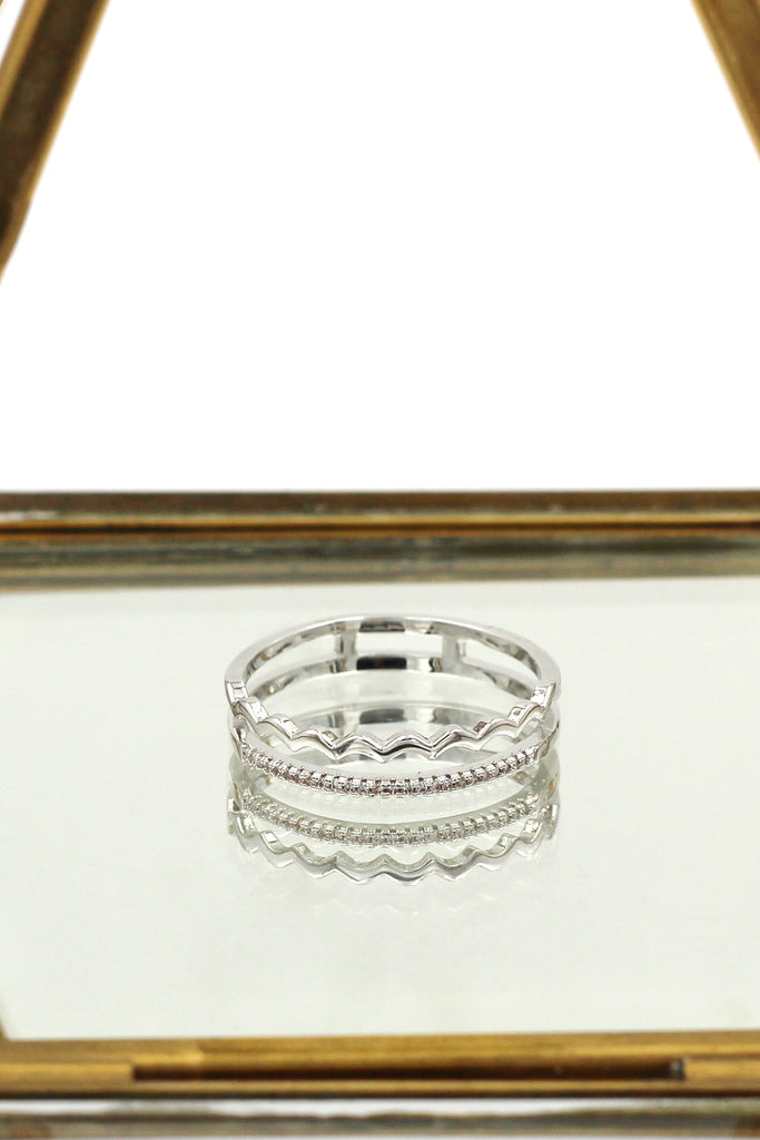 fashion group inlaid crystal ring