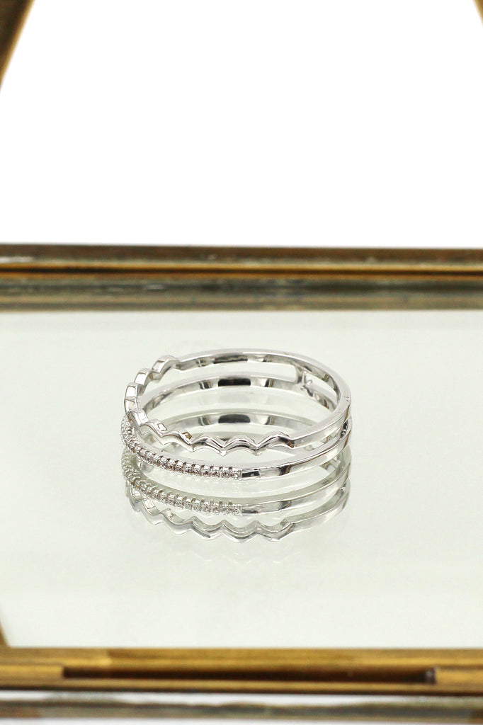 fashion group inlaid crystal ring