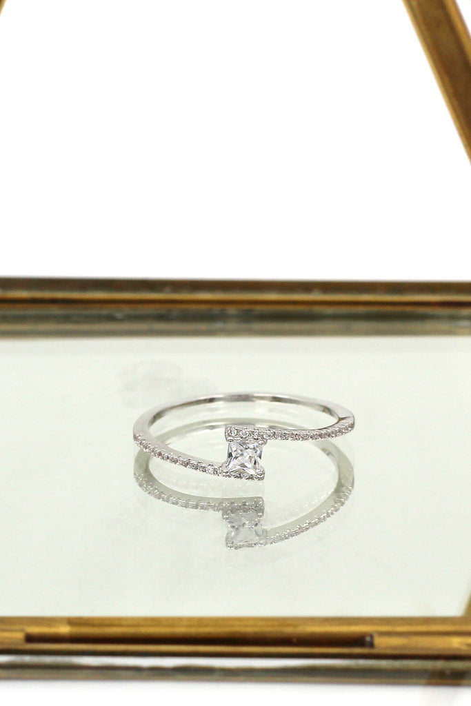 fashion bright crystal ring