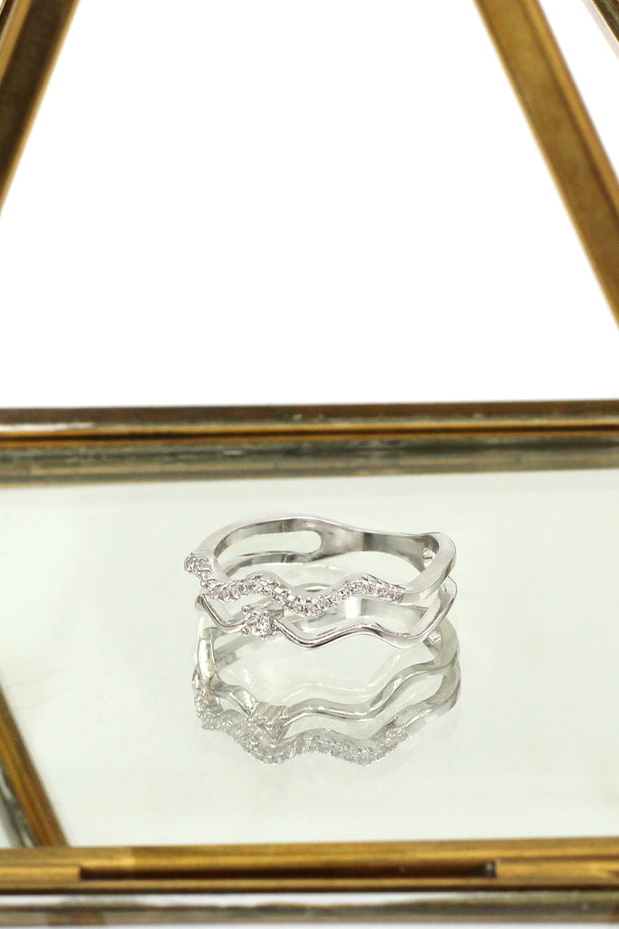 double wave inlaid crystal ring