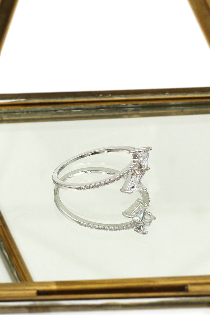 triangle arc bright crystal ring