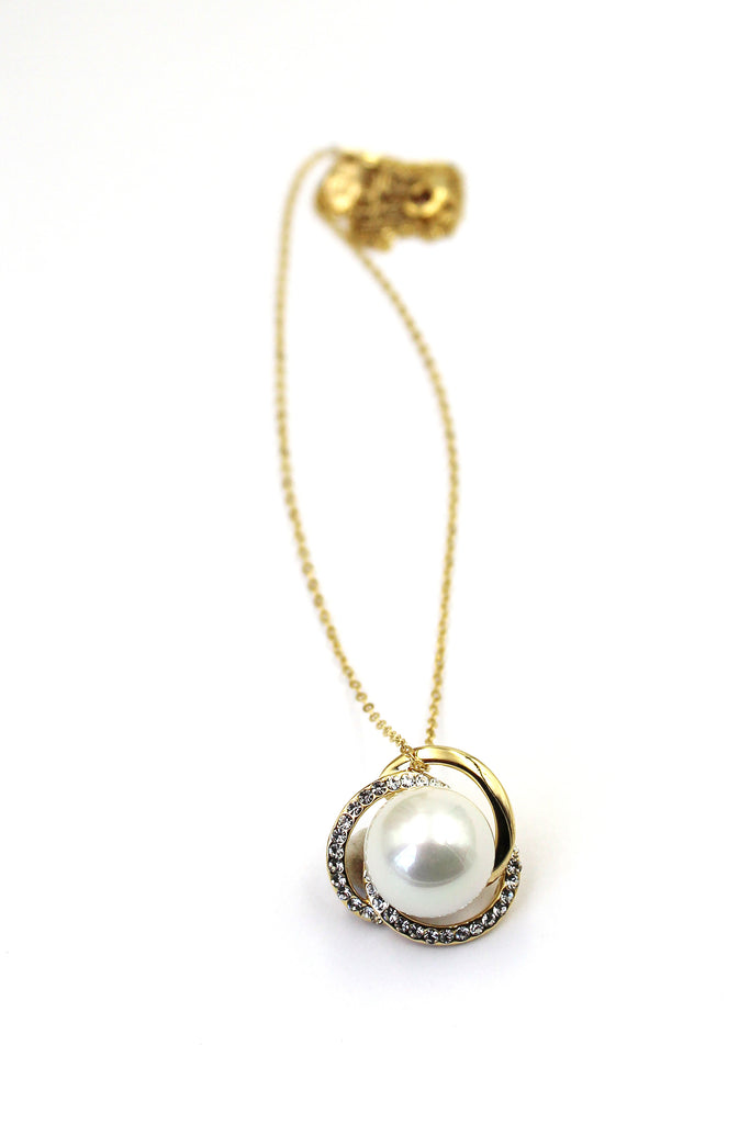 simple clavicle chain bead necklace