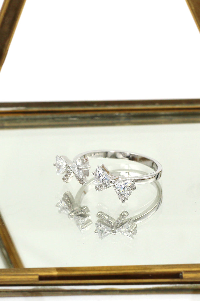 fashion bow crystal ring