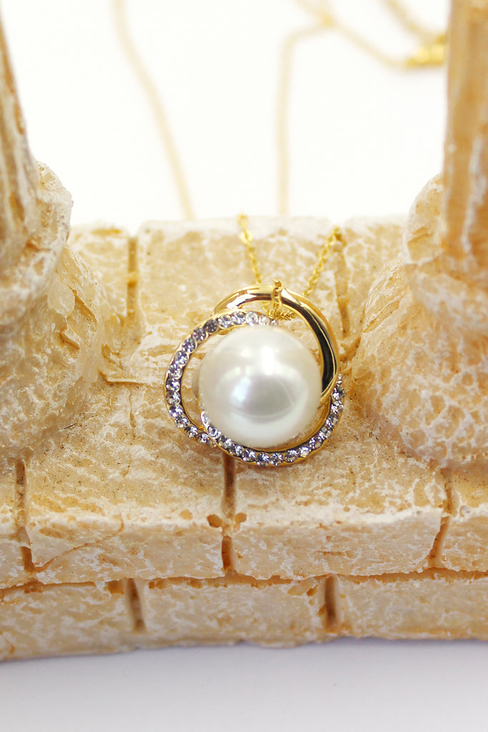 simple clavicle chain bead necklace