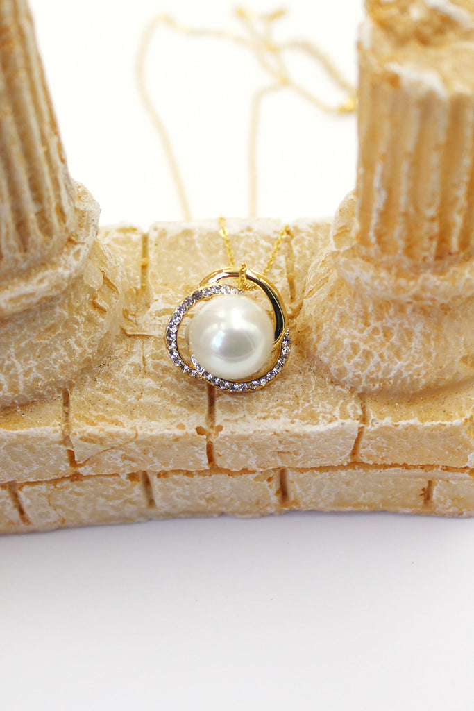 simple clavicle chain bead necklace