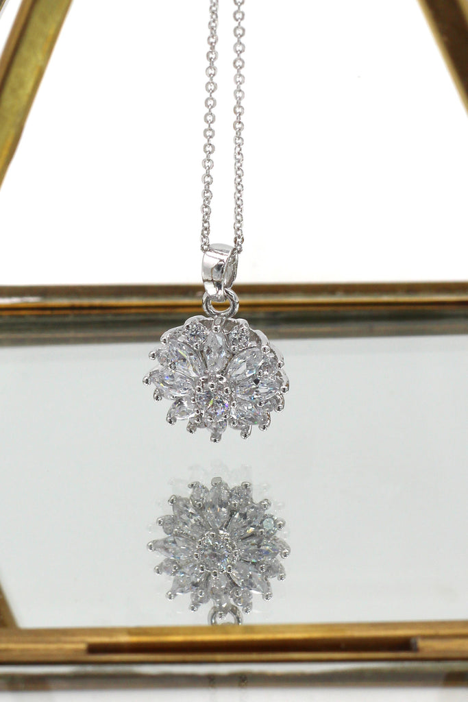 Shining crystal sun flower necklace earrings ring set