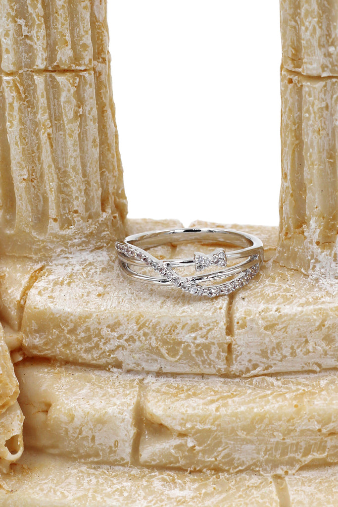 lovely mini bow crystal silver ring