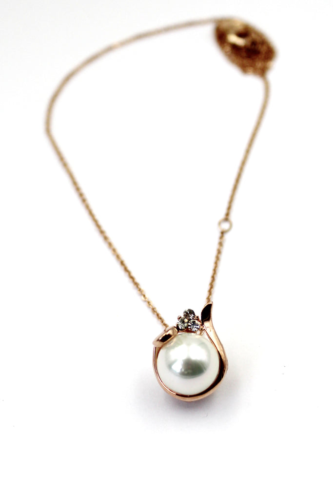 temperament pearl crystal necklace