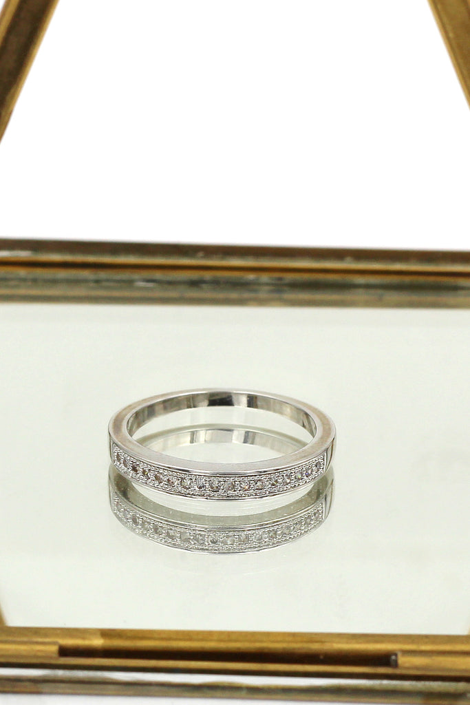 fashion line with crystal ring