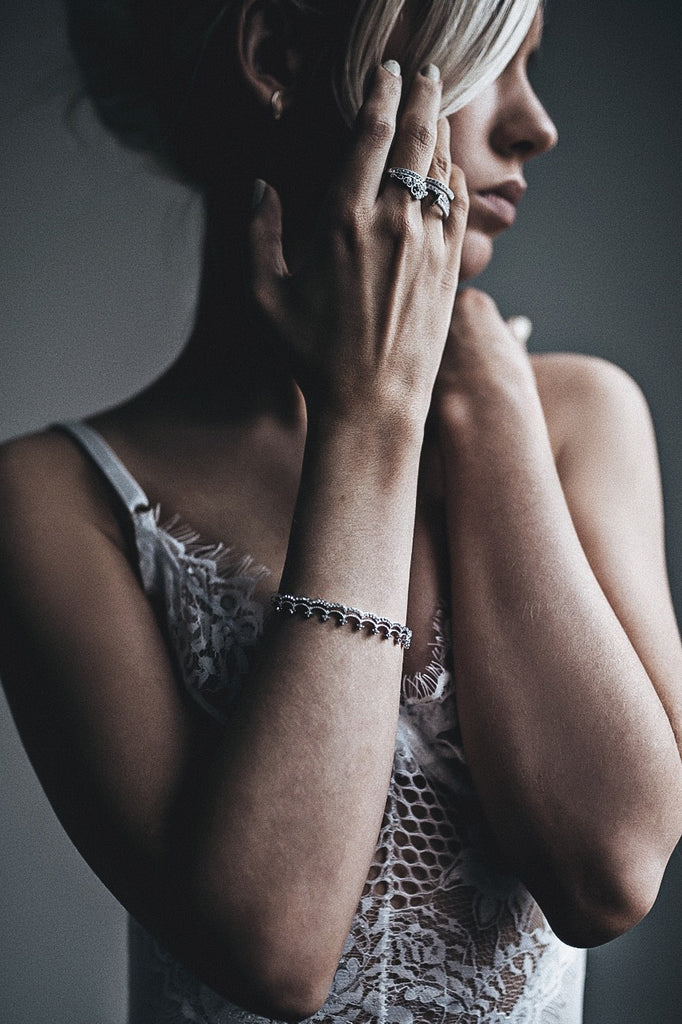 fashion small crystal crown bracelet