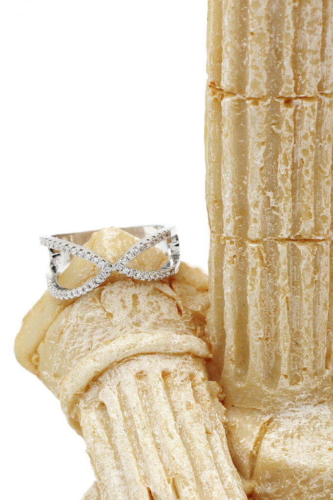 fashion cross crystal ring