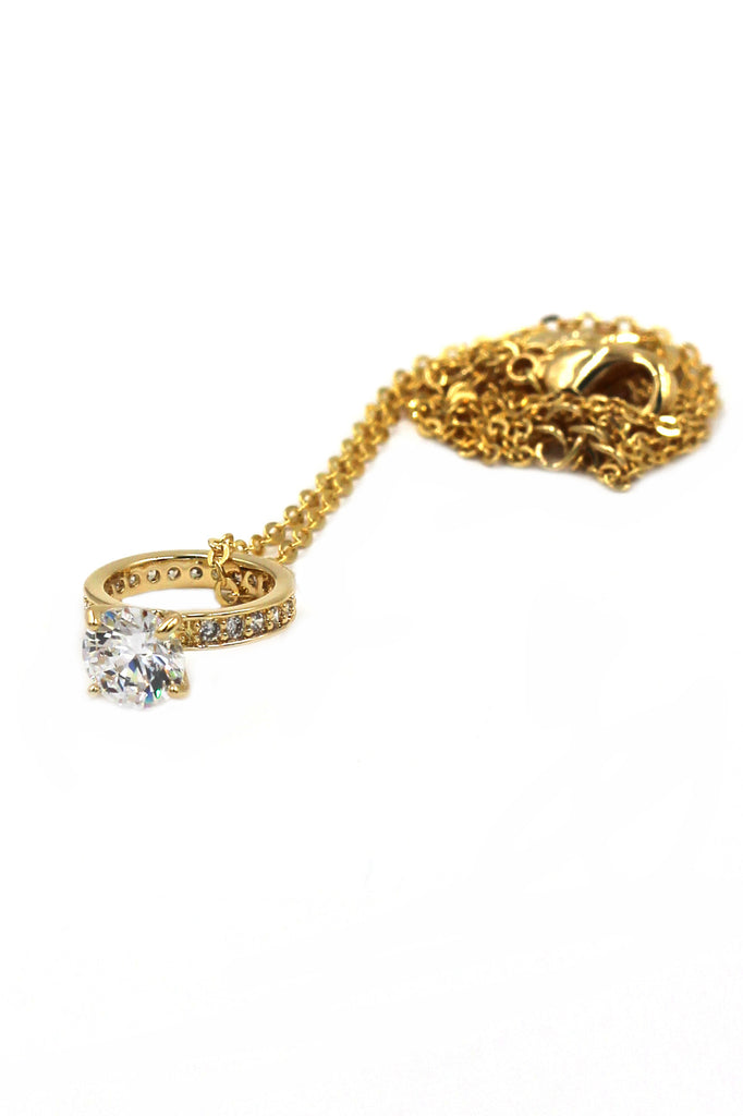 elegant crystal ring clavicle necklace