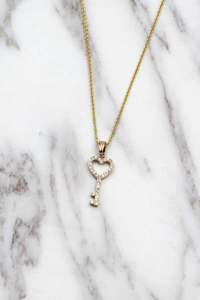 simple heart key crystal necklace