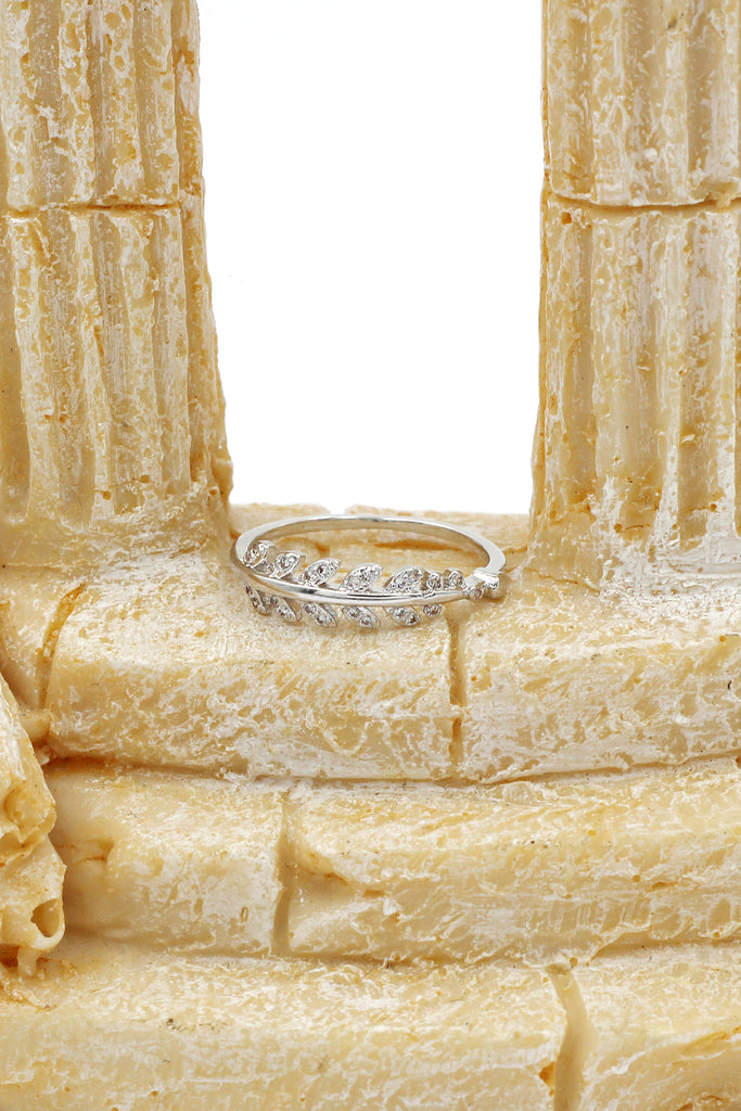 fashion flashing small leaf ring