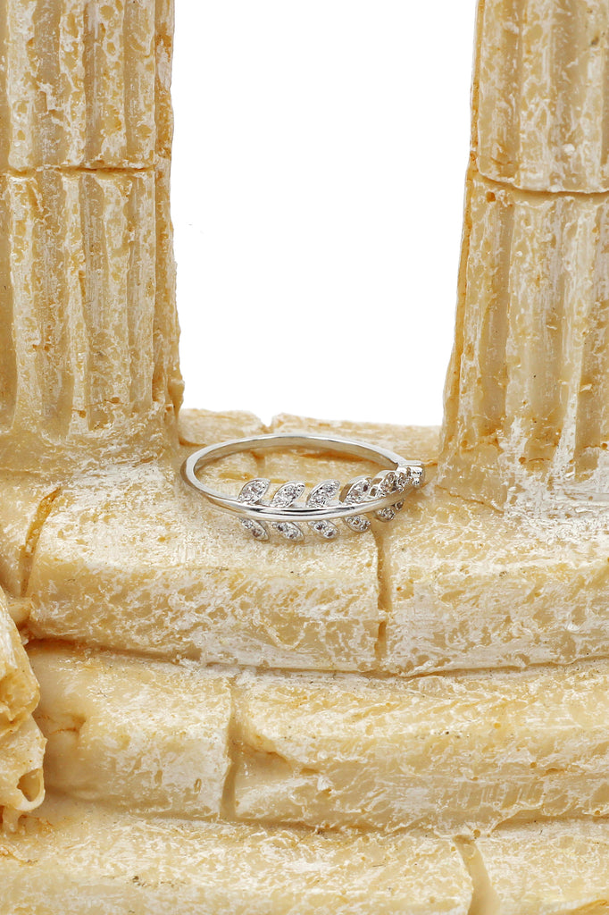 fashion flashing small leaf ring