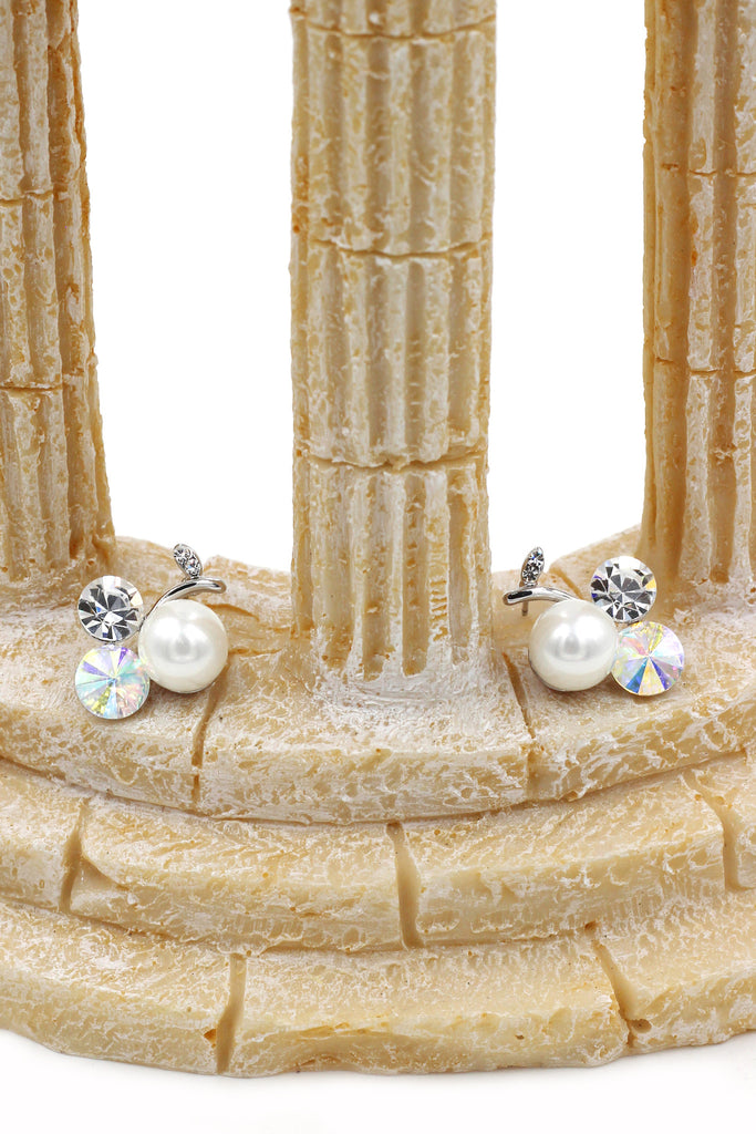 lovely pearl and crystal silver earrings