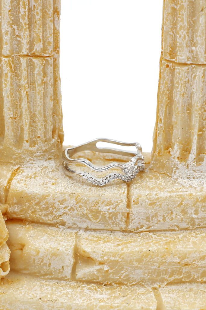 double wave inlaid crystal ring