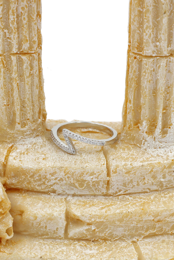 fashion irregular crystal ring