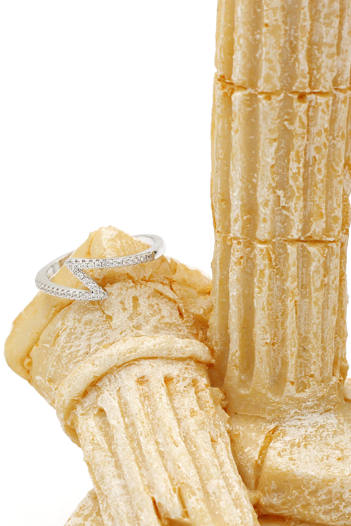 fashion irregular crystal ring