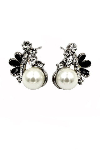 Fashion big pearl earrings