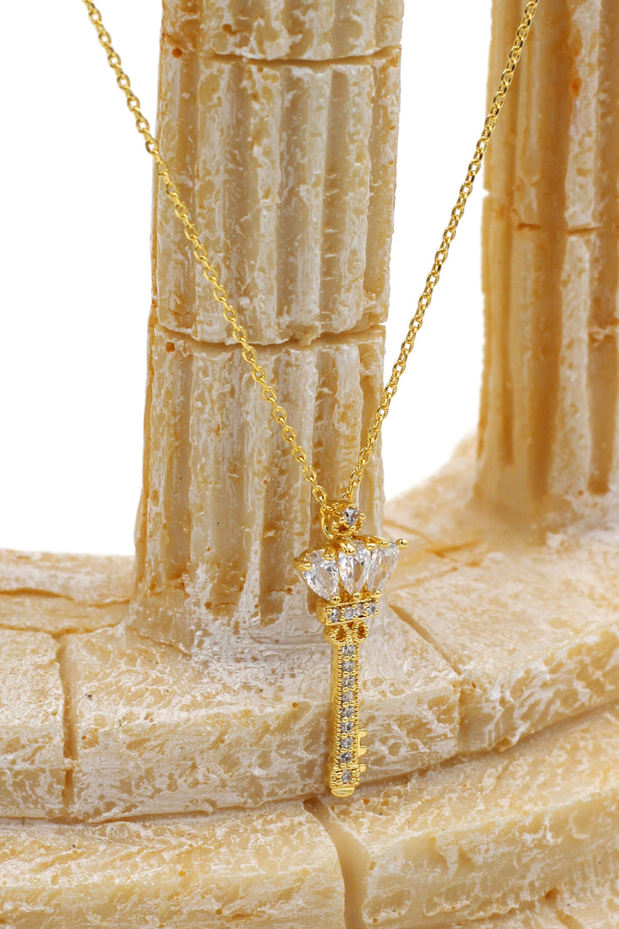 Fashion scepter key necklace