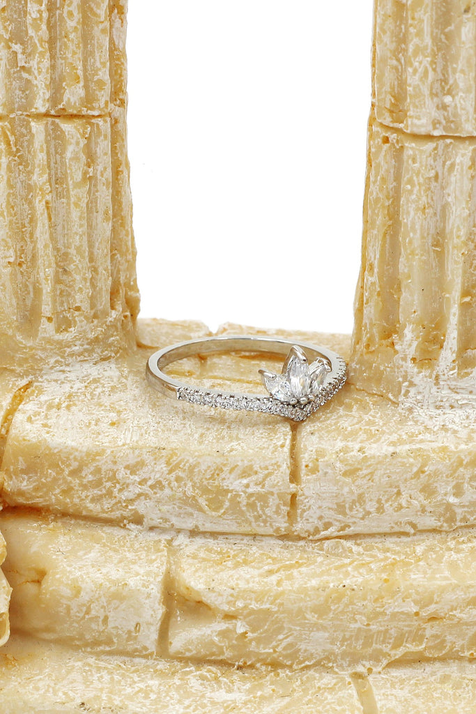 simple crown crystal pearl earring ring set