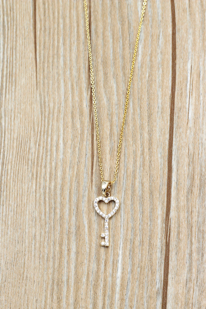 simple heart key crystal necklace