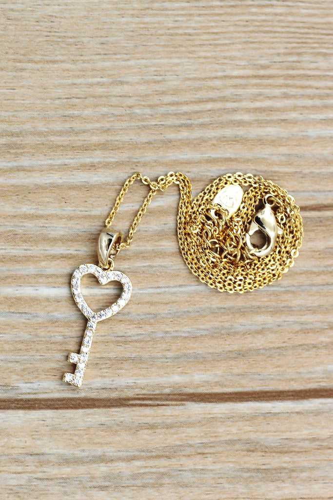 simple heart key crystal necklace