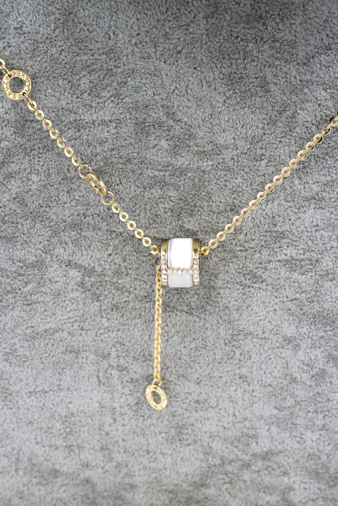 Fashion niche small waist necklace