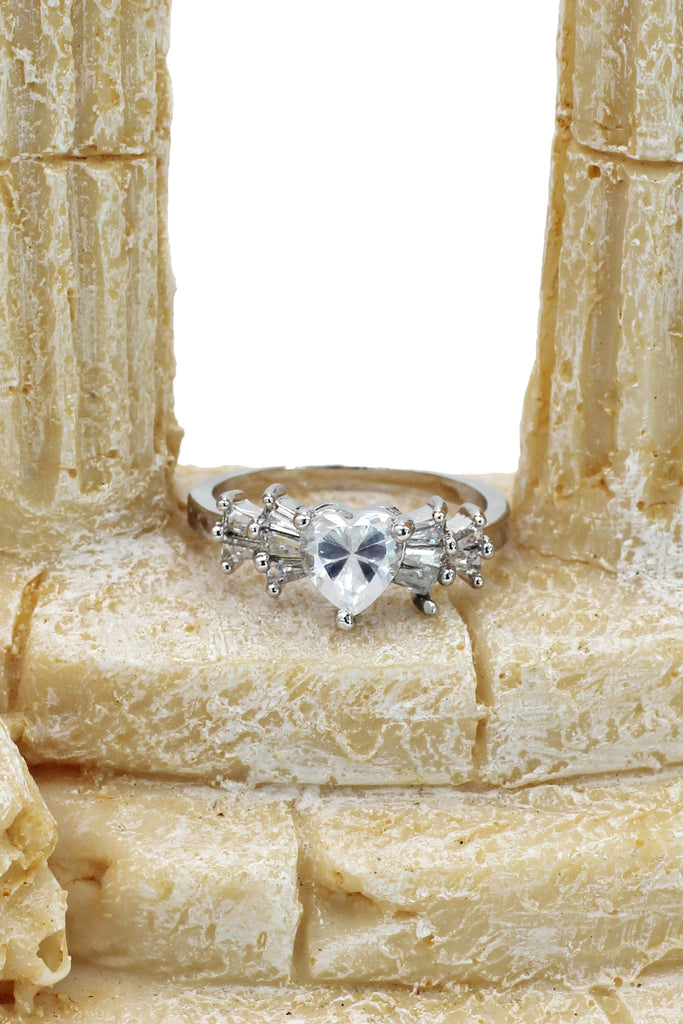 fashion lovely sweet crystal heart ring