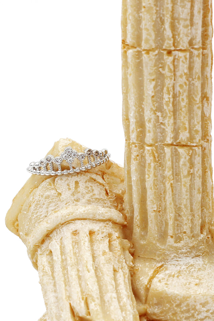 fashion line with crystal ring