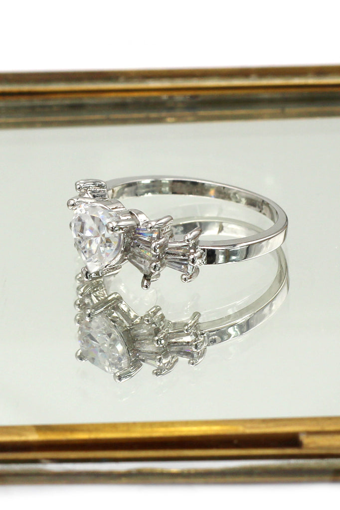 fashion lovely sweet crystal heart ring