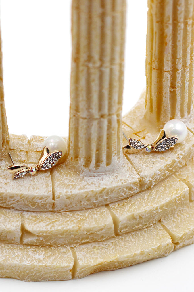 elegant crystal pearl earrings necklace set