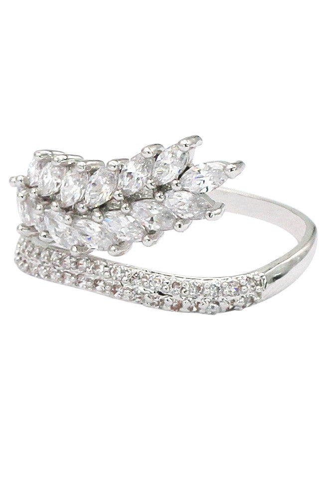 fashion small crystal tassel silver ring