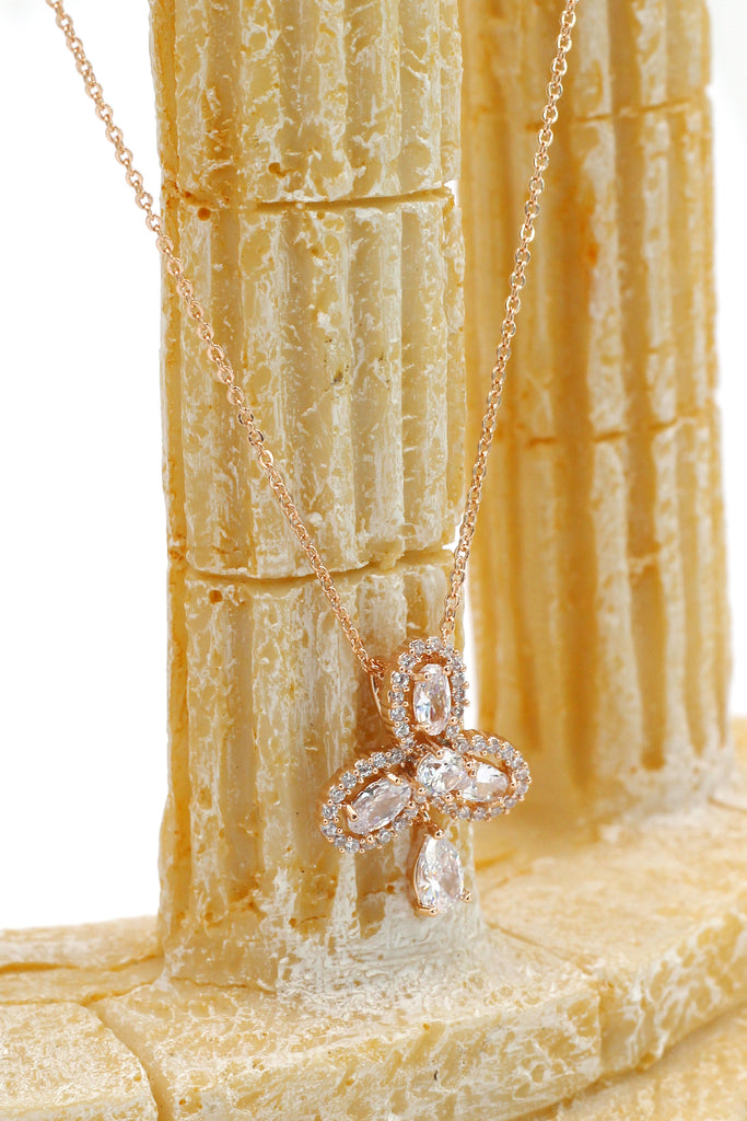 sparkling clover pendant crystal necklace