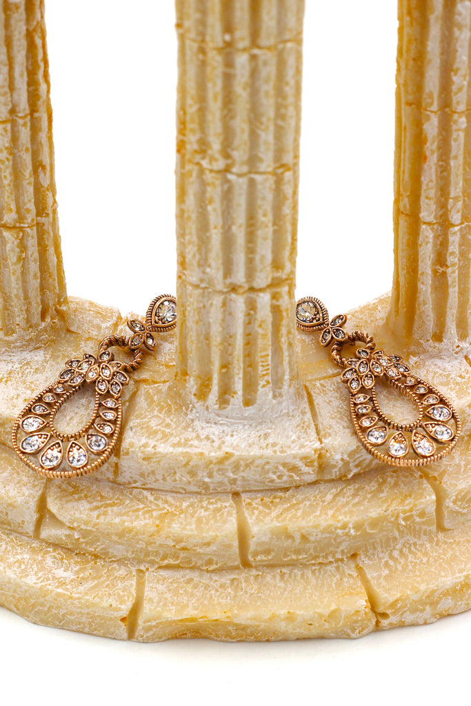 classic crystal pendant golden earrings