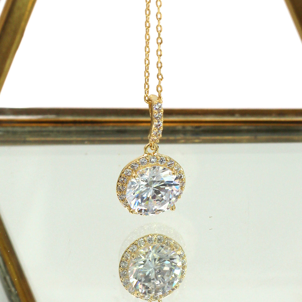 shiny small pendant clavicle chain earrings set