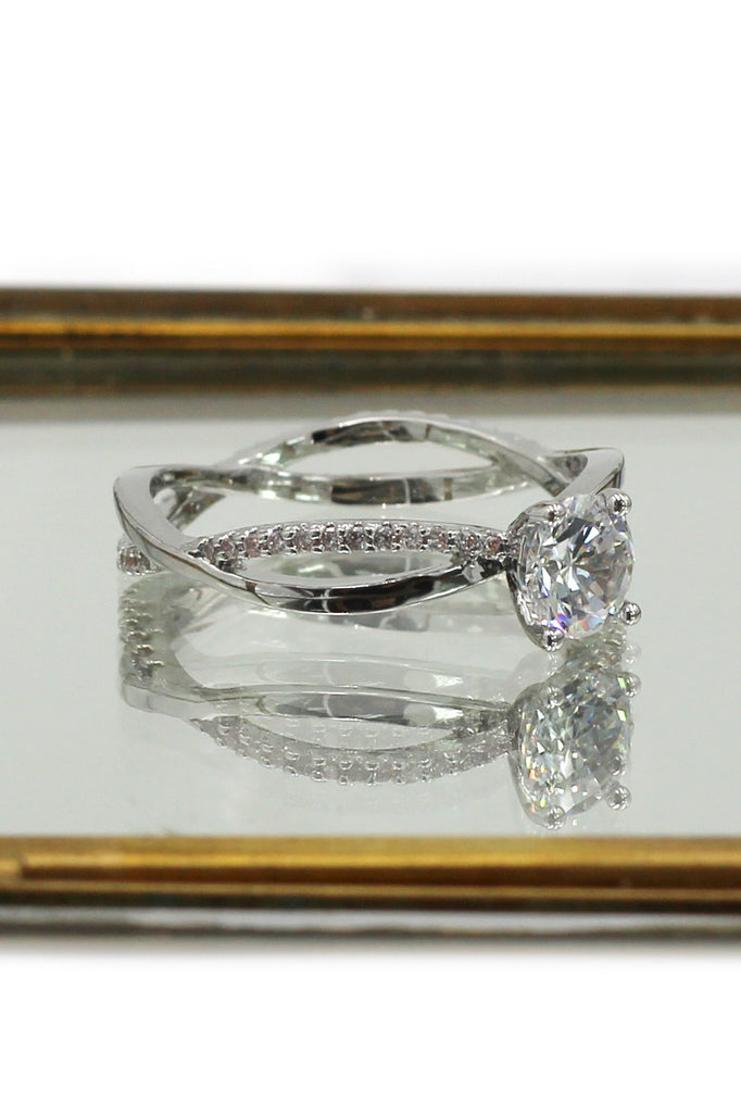 fashion cabinet intersect crystal ring