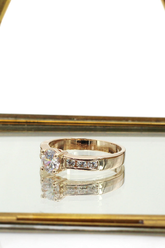 simple inlay crystal ring