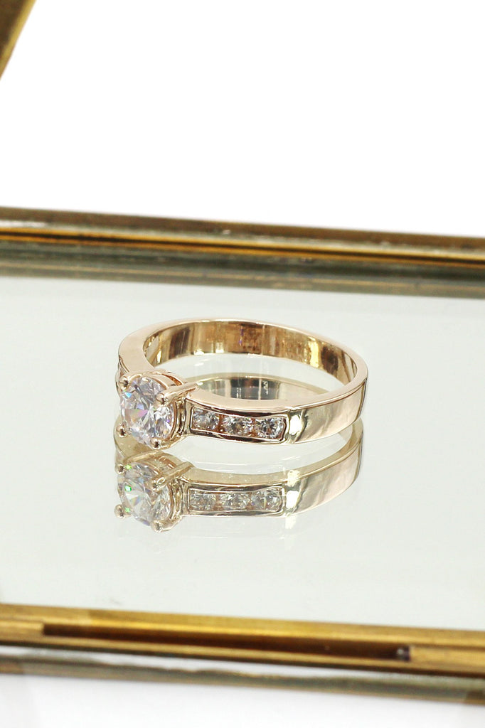 simple inlay crystal ring