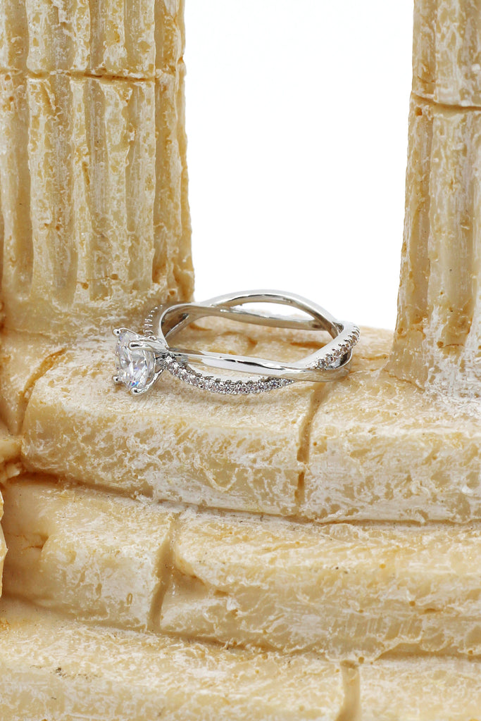 fashion cabinet intersect crystal ring