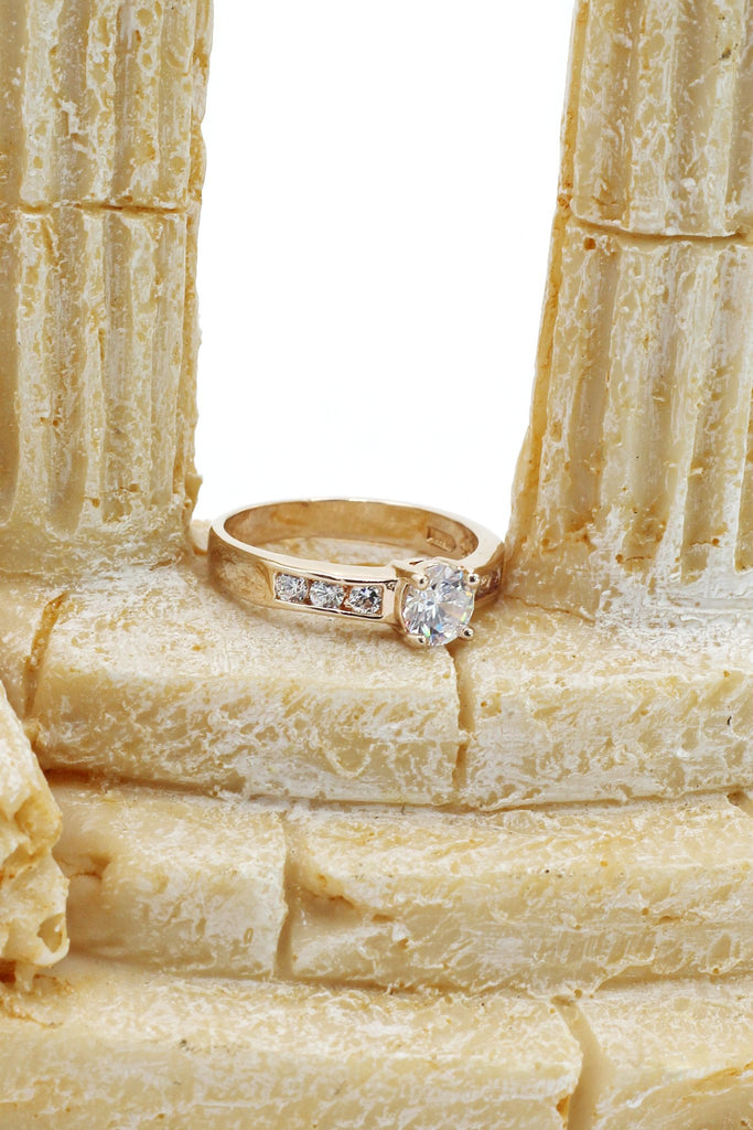 simple inlay crystal ring