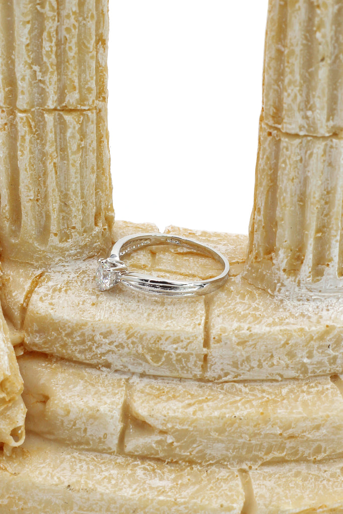 shiny zircon crystal pendant necklace ring set