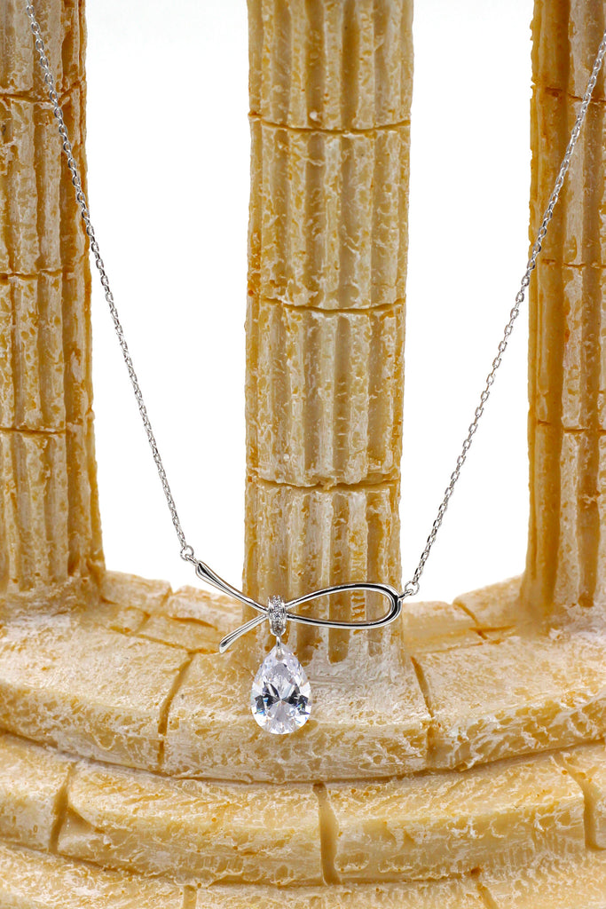 simple crystal pendant silver necklace
