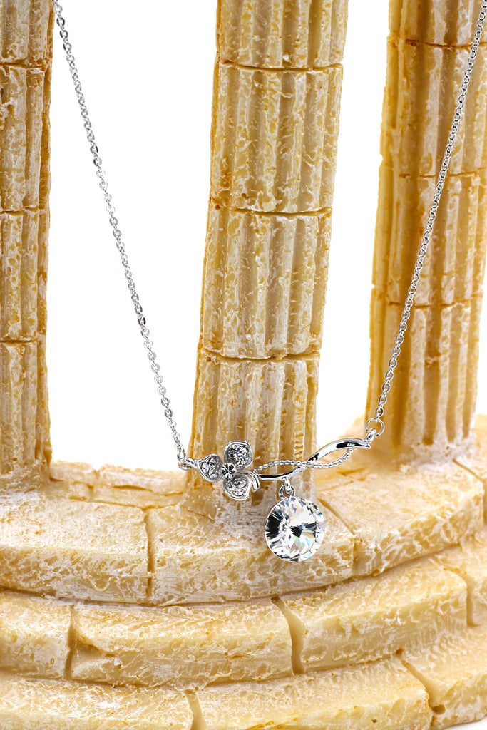 lovely flower crystal pendant silver necklace