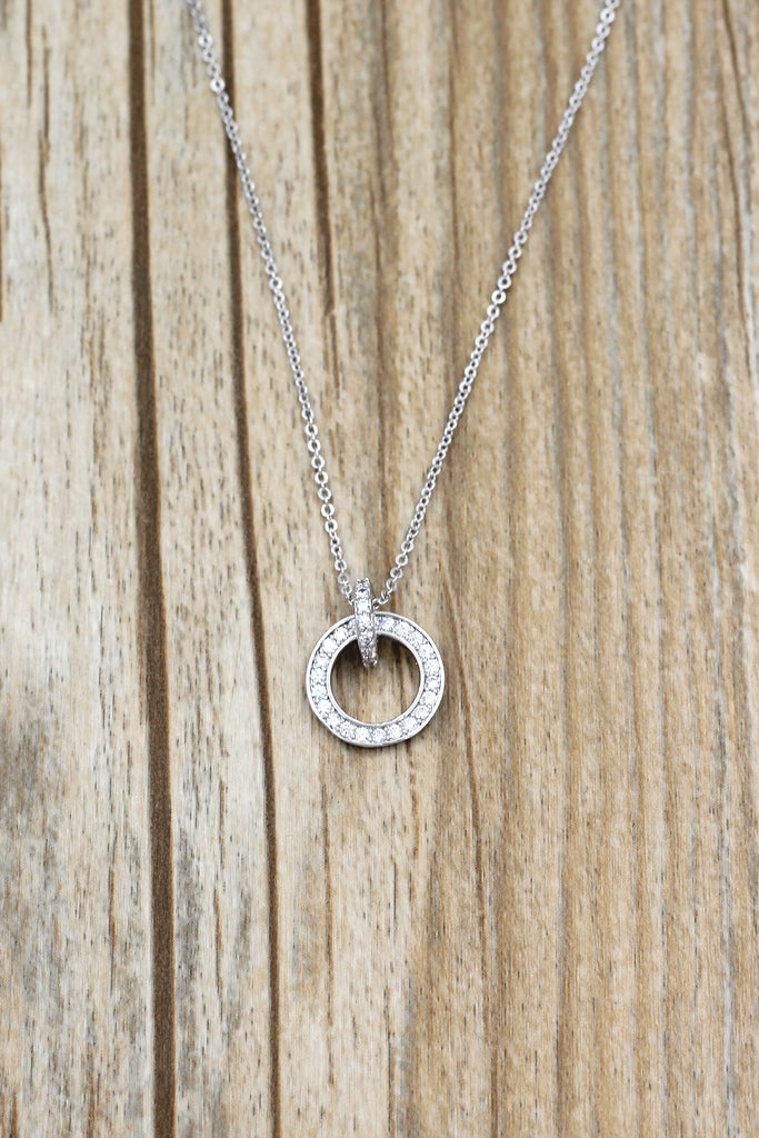 elegant small circle crystal necklace